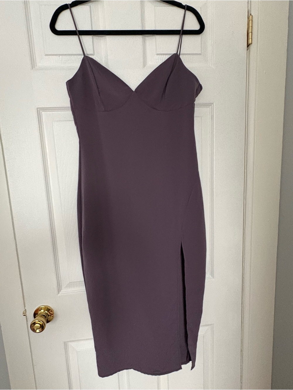 NWT Windsor Plum Bodycon Midi Dress Front Slit Size Small